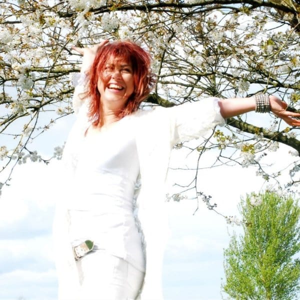 Course Founder - Dr Claire Maguire - Health & Wellbeing Coach, certified Kundalini yoga teacher, chakra dance practitioner, plus qualified meditation and breathwork facilitator and trainer.